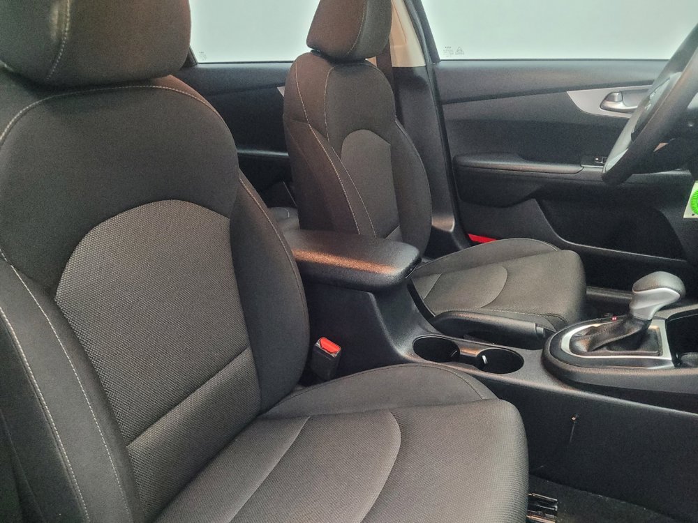 Used 2023 Kia Forte LXS w/ LXS Technology Package image 21