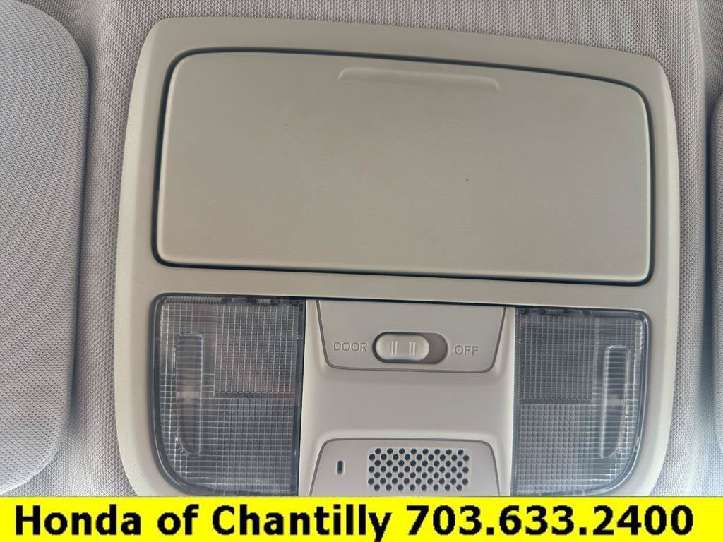 Used 2015 Honda CR-V LX image 19