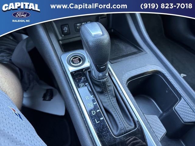 Used 2025 Nissan Sentra SV image 29