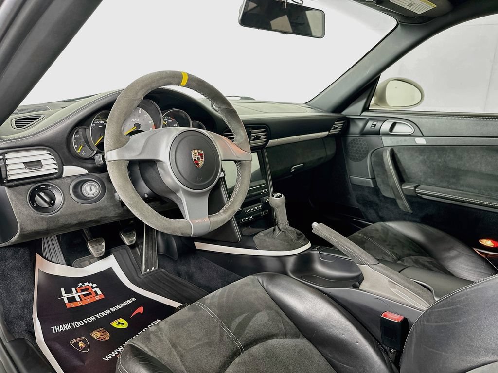 Used 2010 Porsche 911 GT3 RWD image 10