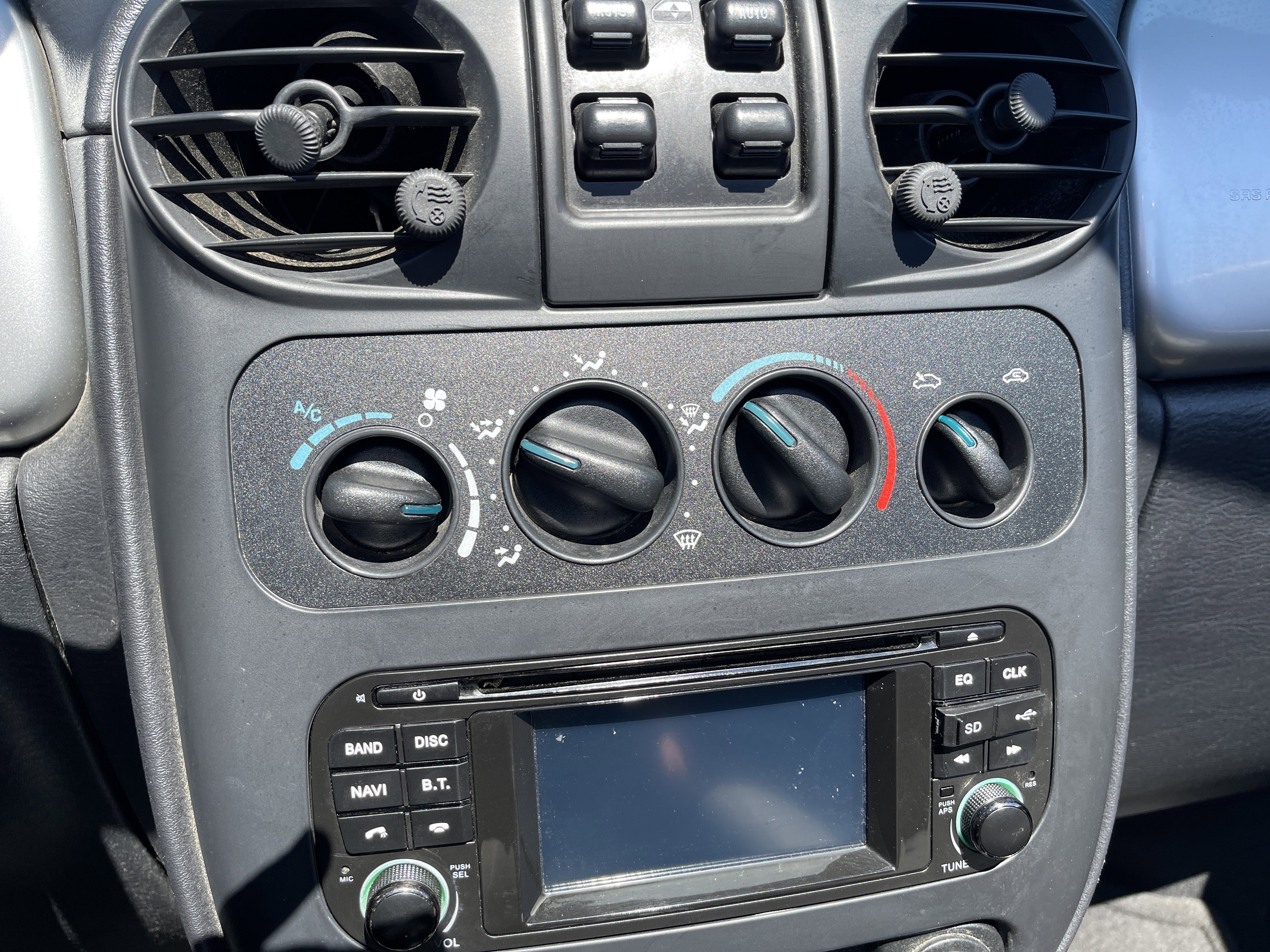 Used 2005 Chrysler PT Cruiser Touring FWD image 17