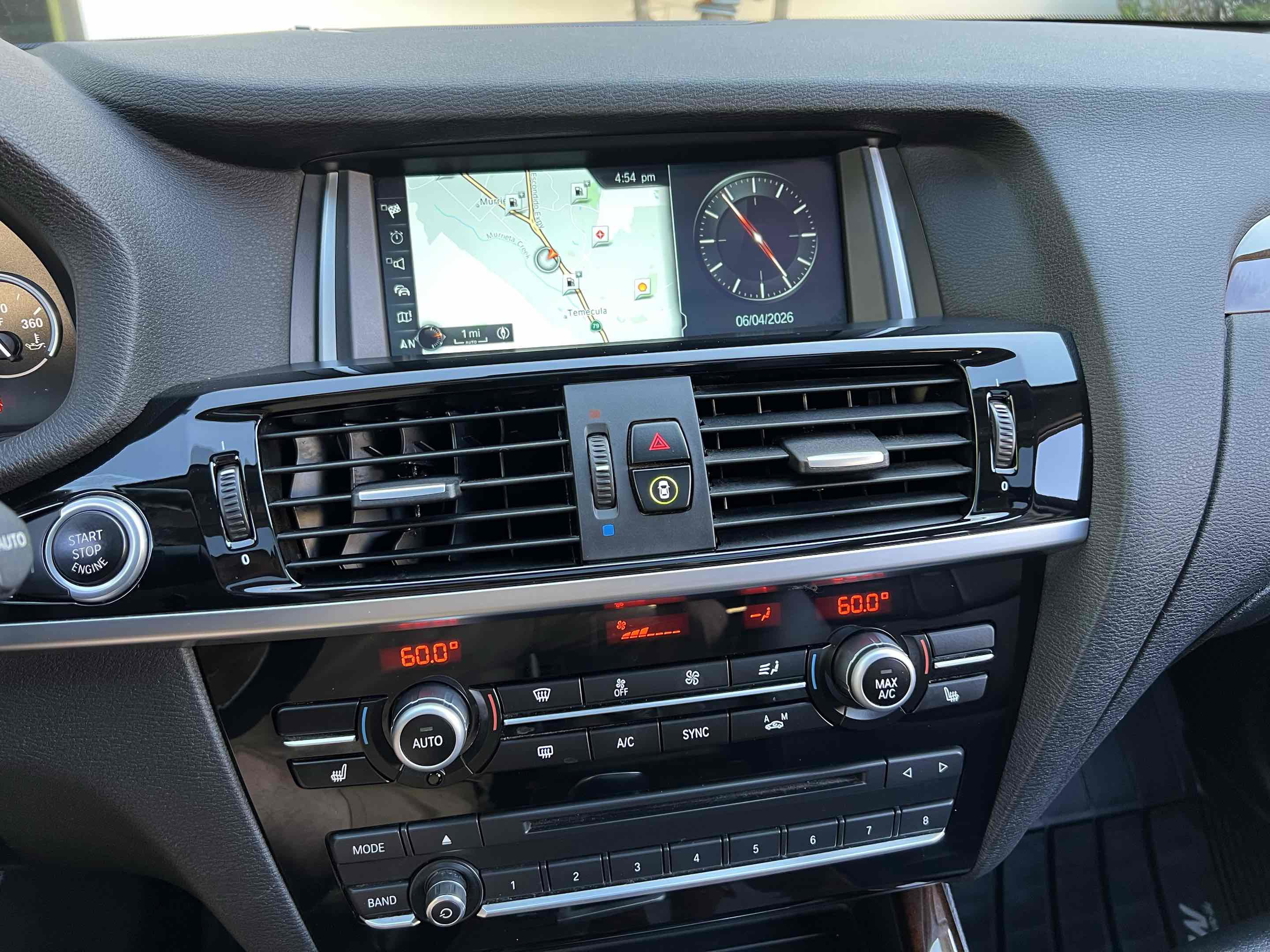 Used 2017 BMW X3 xDrive28i AWD/4WD image 6
