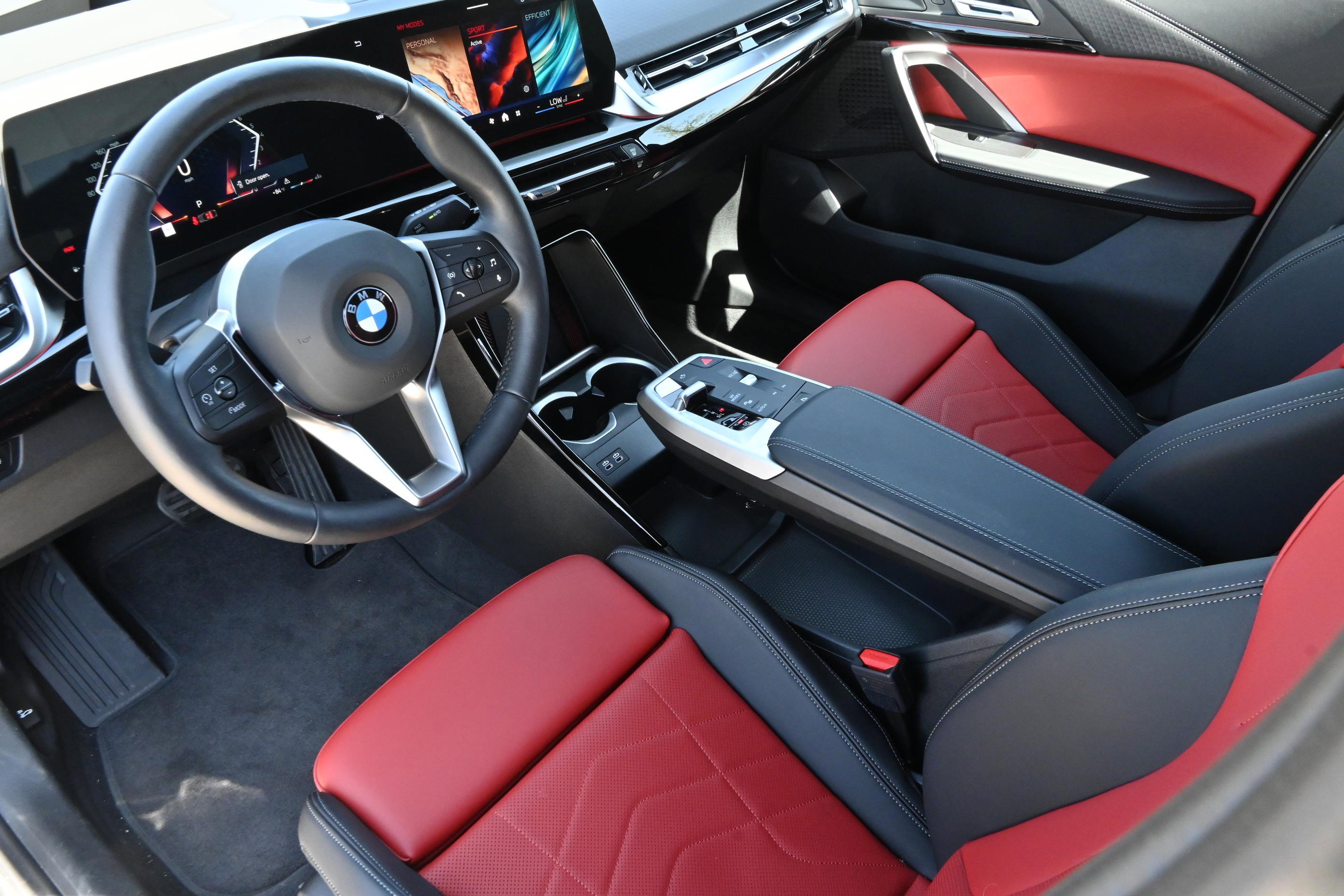 Certified 2025 BMW X2 xDrive28i image 13