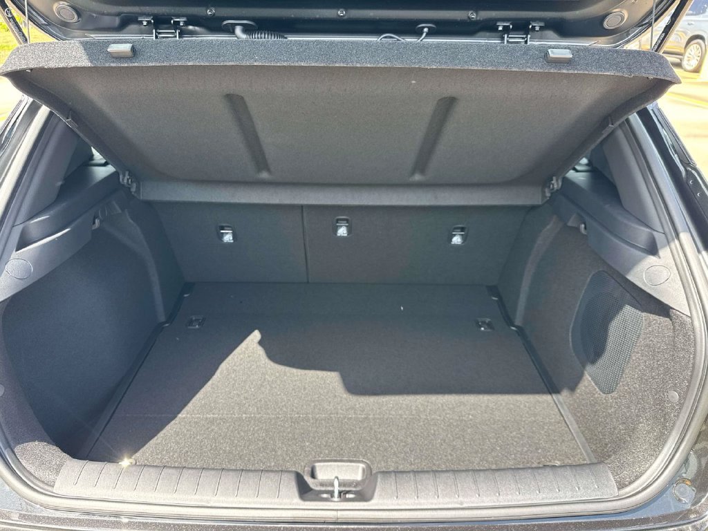 New 2026 Kia K4 GT-Line w/ GT-Line Premium Package FWD image 10