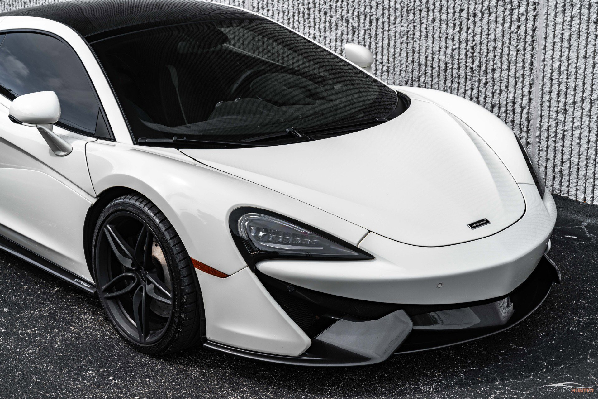 Used 2017 McLaren 570S image 12