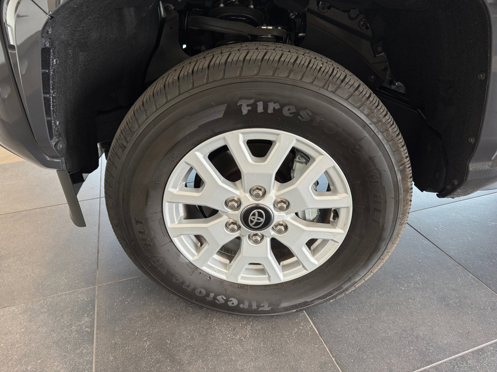 Certified 2025 Toyota Tacoma SR5 image 26