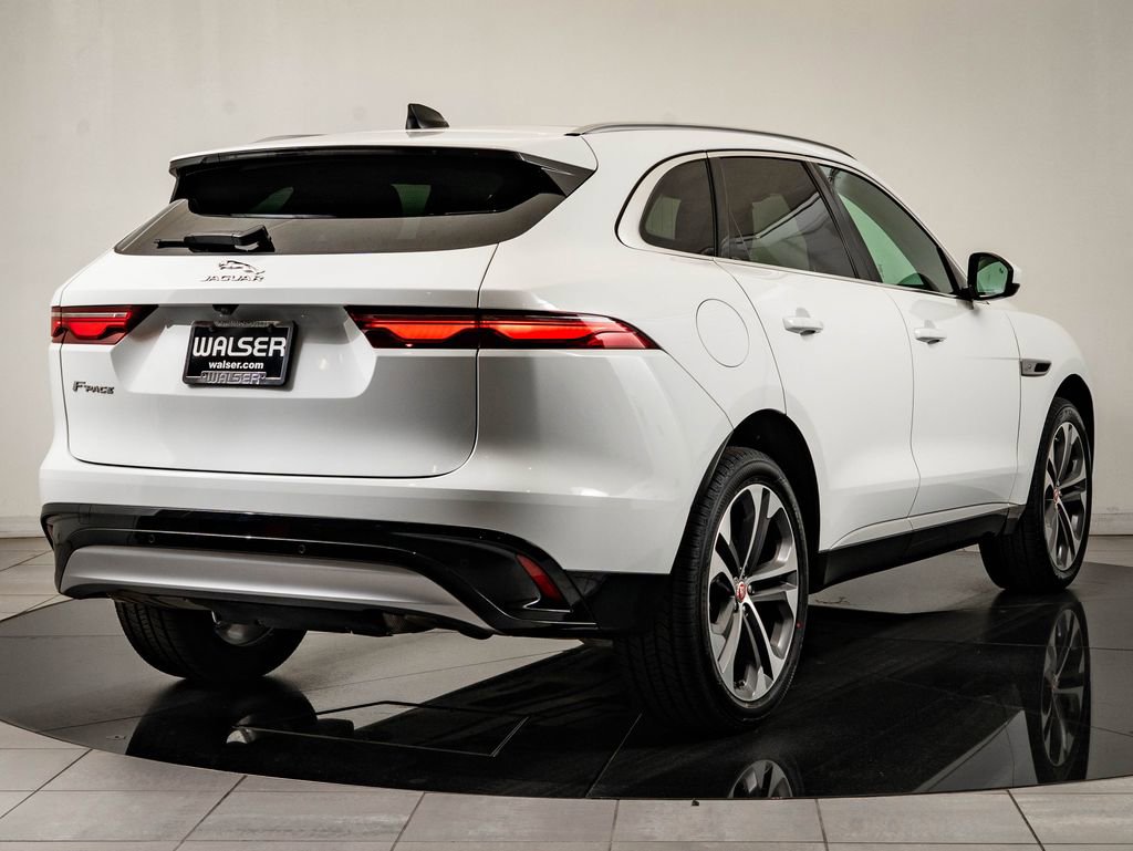Used 2023 Jaguar F-PACE S AWD/4WD image 10