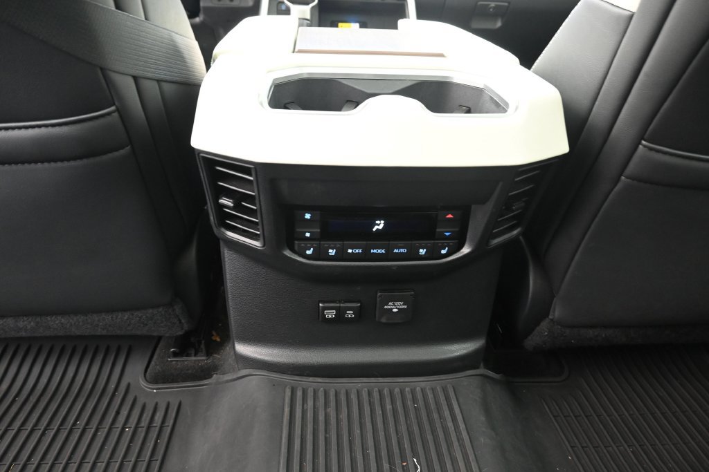 Used 2023 Toyota Sequoia Capstone AWD/4WD image 22