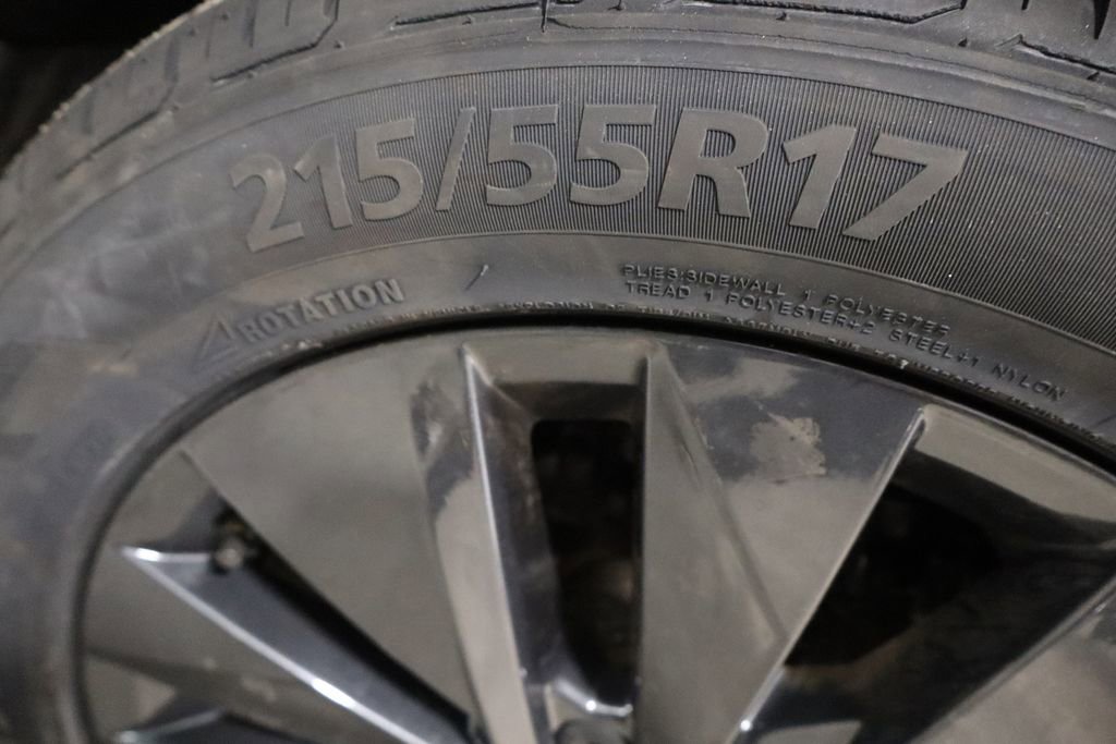 Used 2022 Volkswagen Taos S image 38