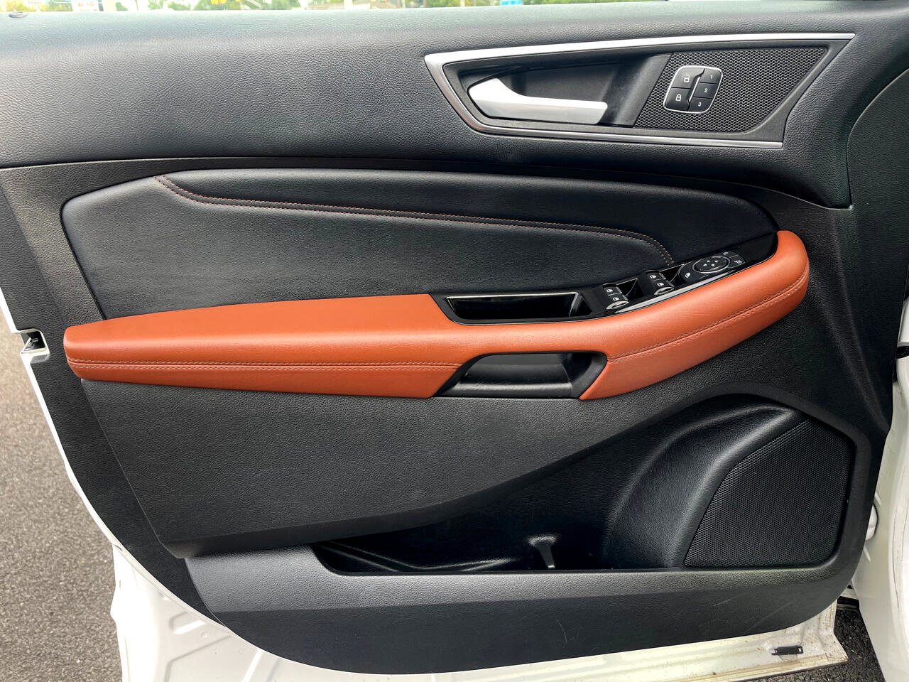 Used 2016 Ford Edge Titanium w/ Equipment Group 302A image 19