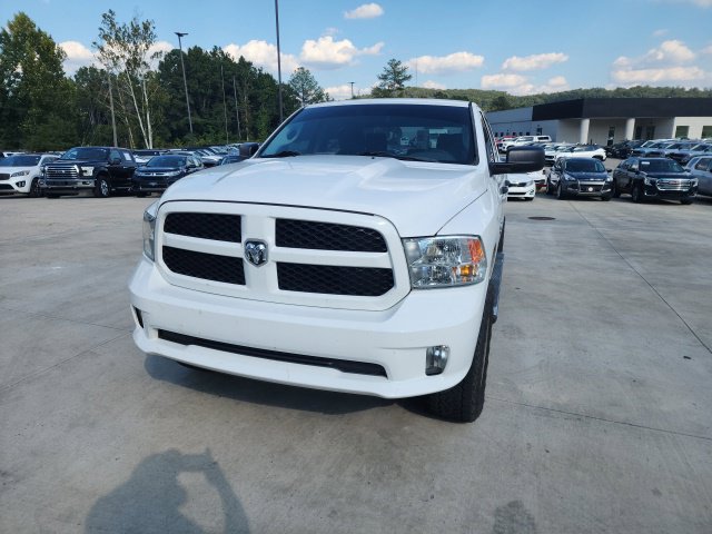 Used 2015 RAM 1500 Express AWD/4WD image 3