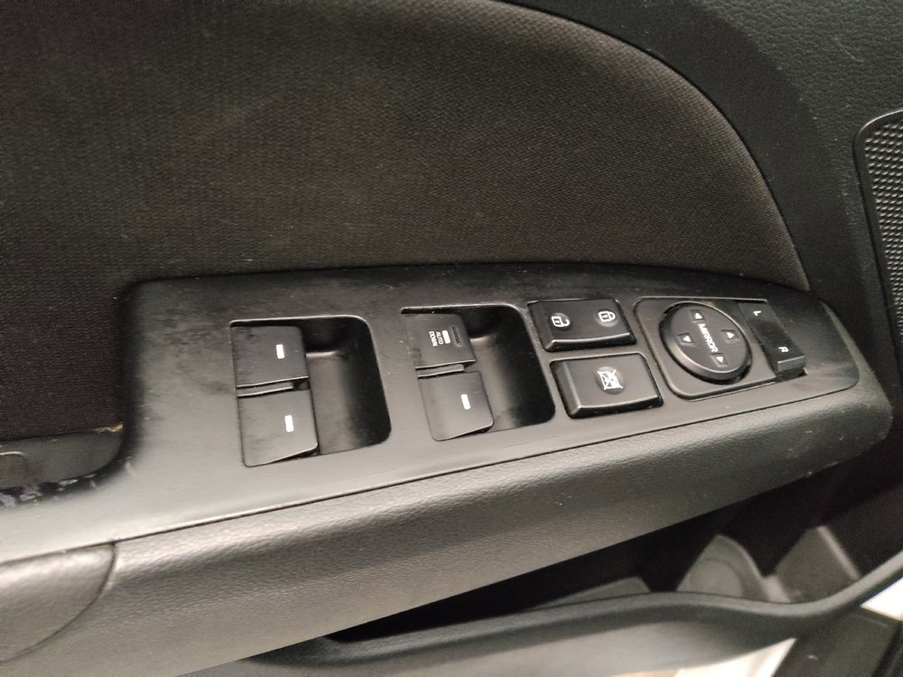 Used 2020 Hyundai Elantra SEL w/ Cargo Package (C1) FWD image 27