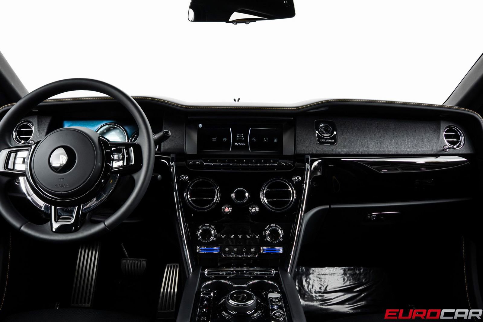 Used 2024 Rolls-Royce Cullinan image 27