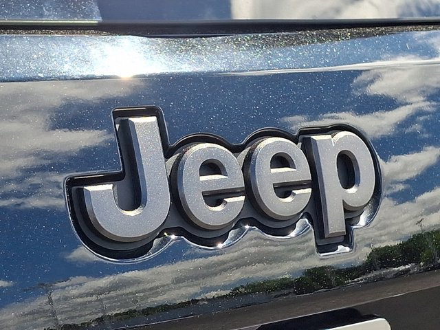 Used 2019 Jeep Grand Cherokee Limited X AWD/4WD image 28