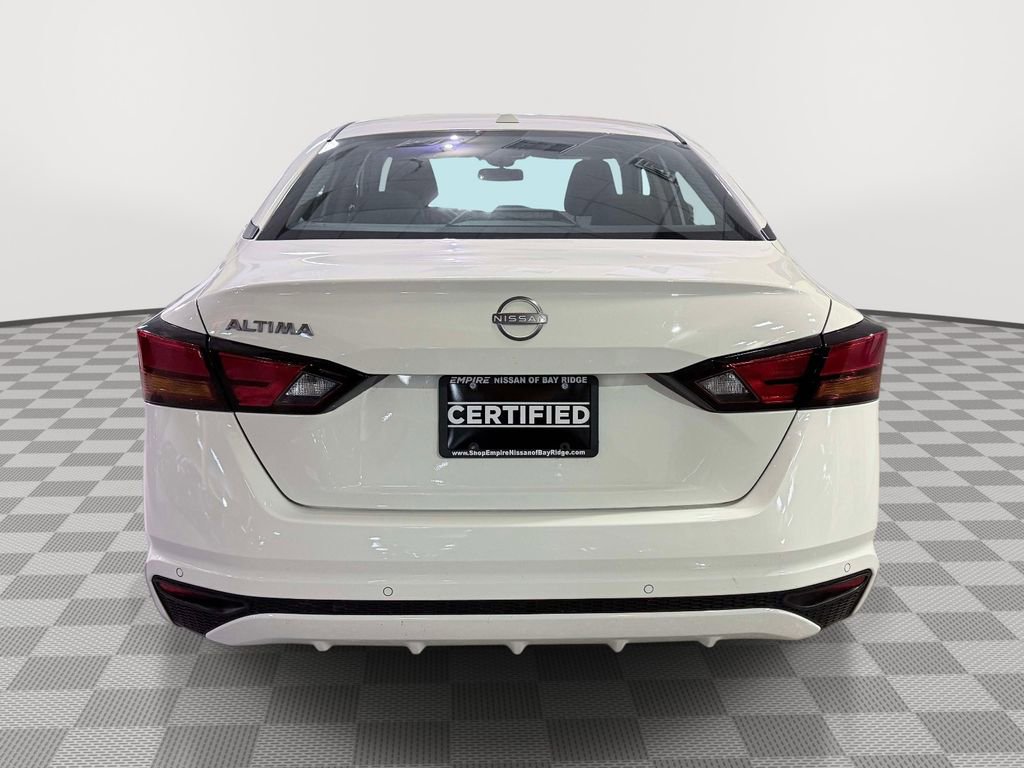 Used 2025 Nissan Altima 2.5 S FWD image 4