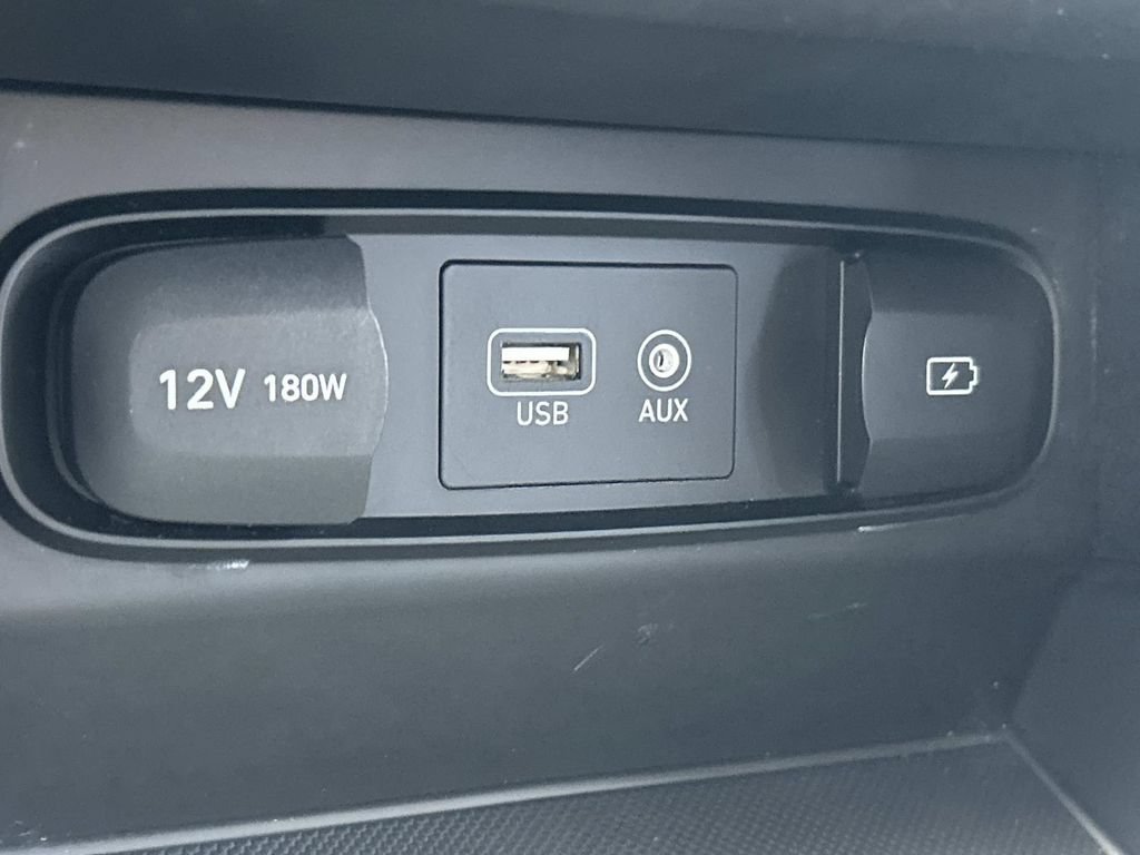 Used 2019 Hyundai Santa Fe SE AWD/4WD image 33
