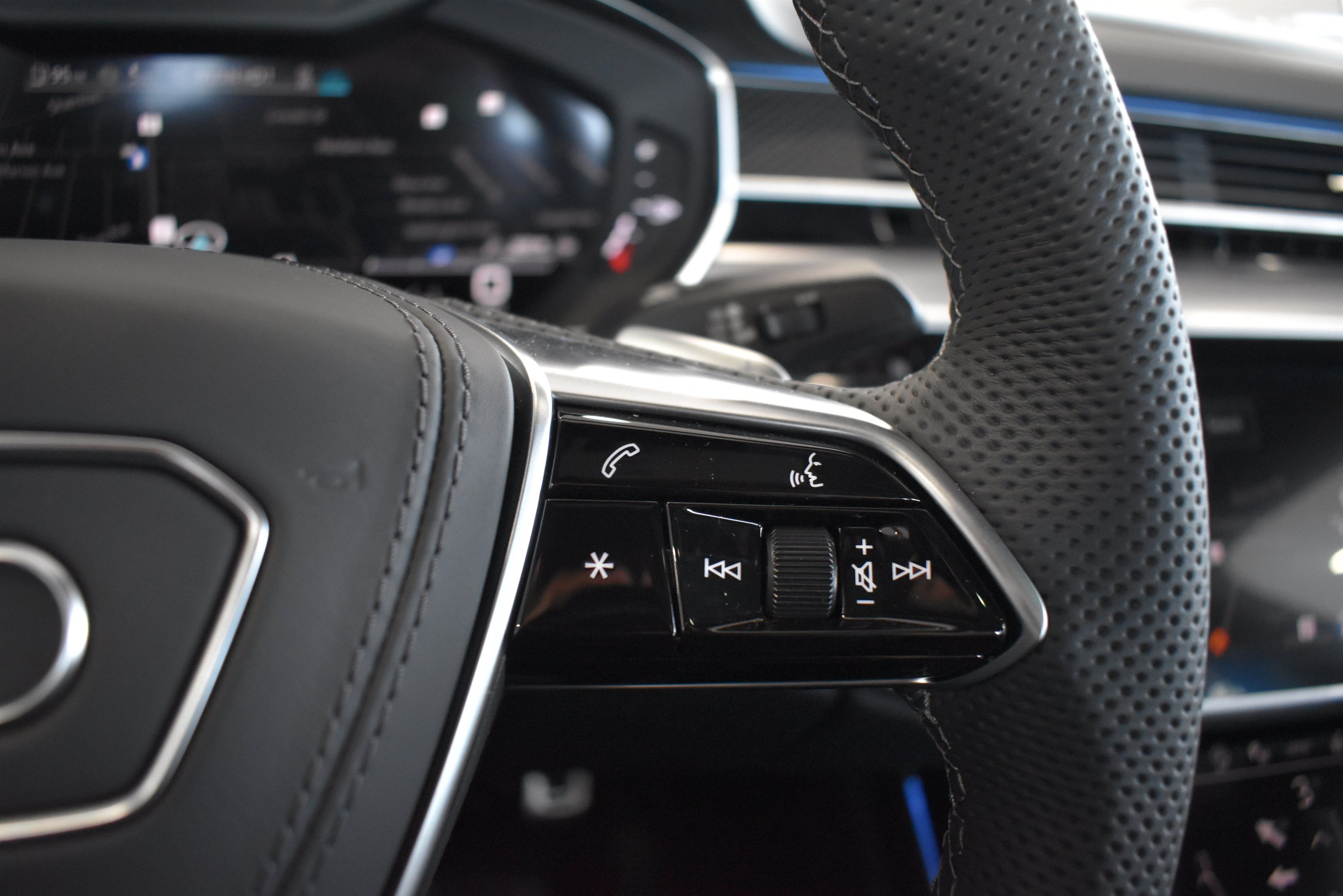 New 2027 Audi S8 AWD/4WD image 24