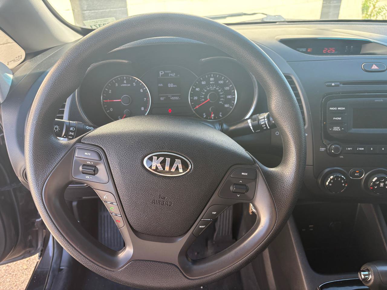 Used 2017 Kia Forte LX FWD image 6