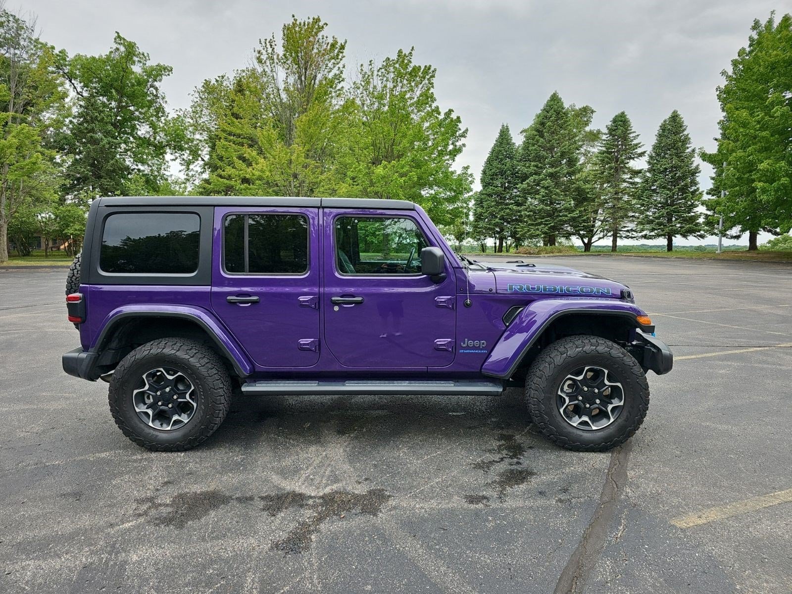 Used 2023 Jeep Wrangler Unlimited Rubicon 4xe AWD/4WD image 7
