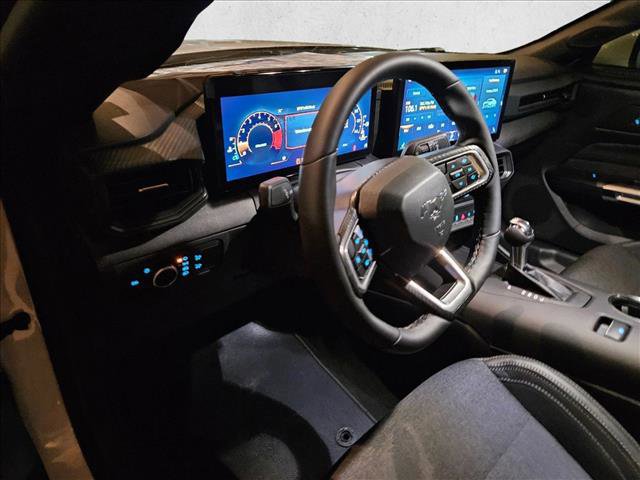 New 2025 Ford Mustang Coupe video 3