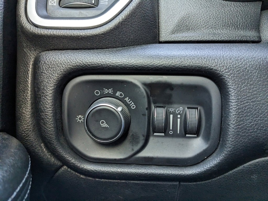 Used 2019 RAM 2500 Big Horn image 43