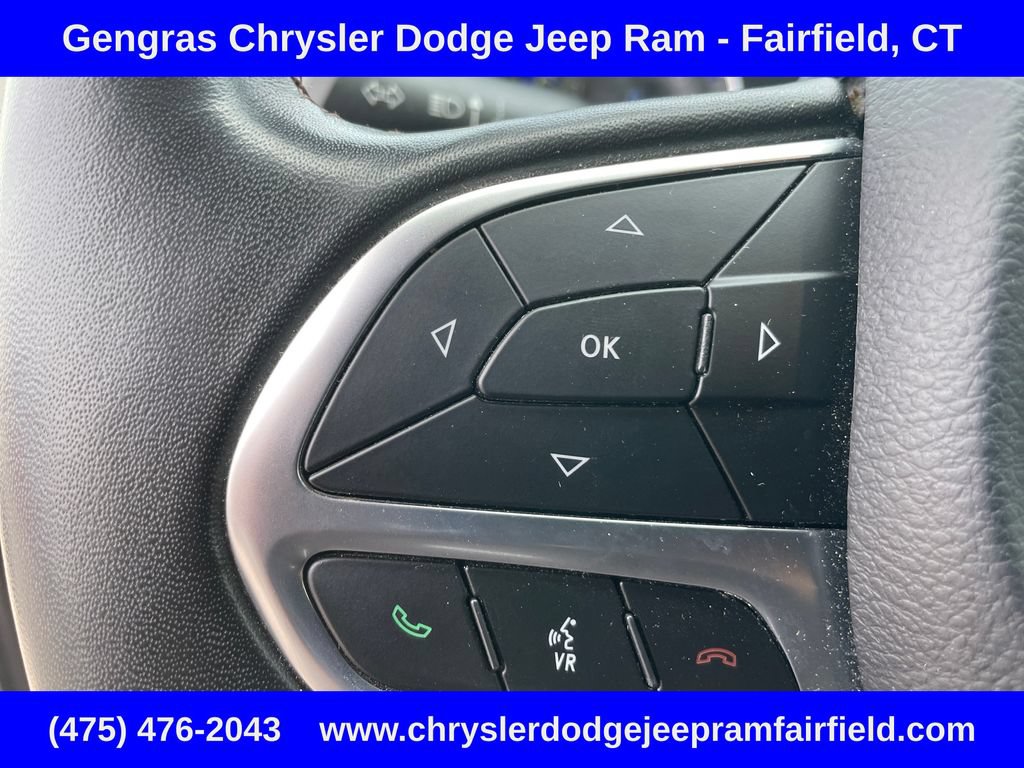 Used 2020 Chrysler Pacifica Touring-L Plus FWD image 65