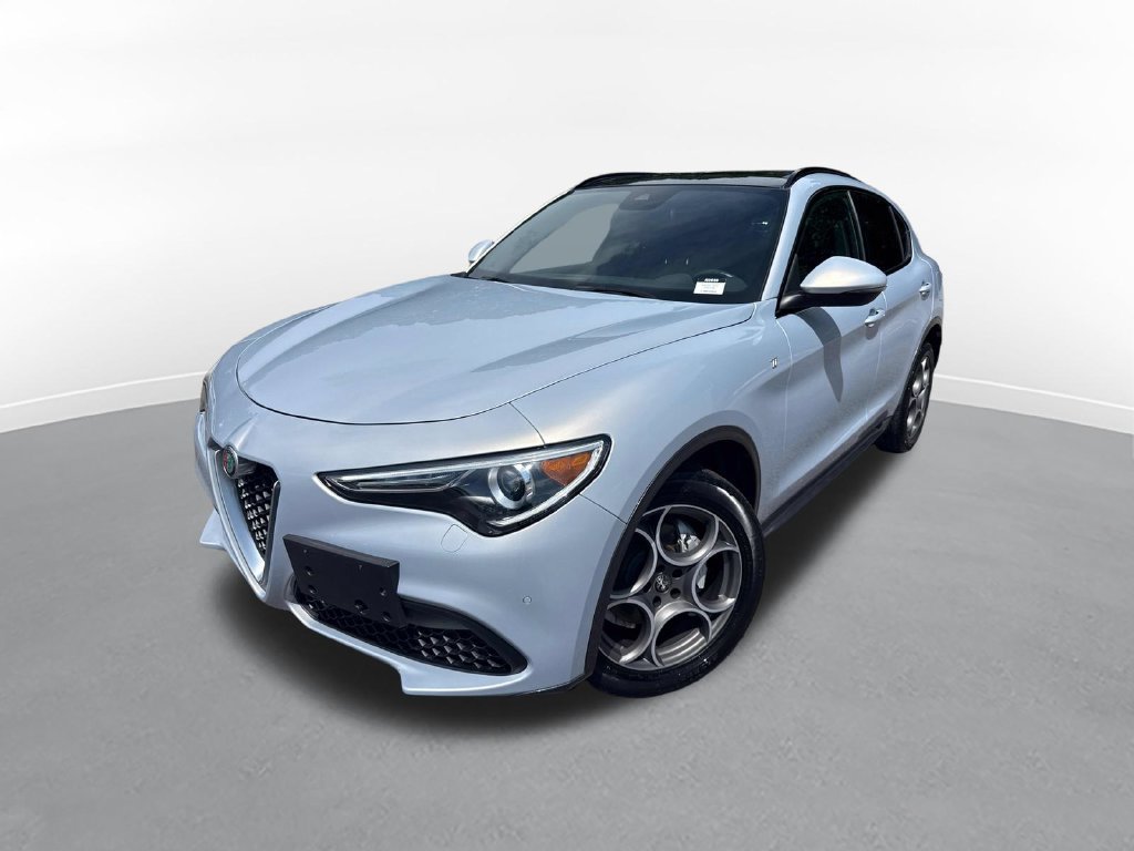Used 2023 Alfa Romeo Stelvio Ti AWD/4WD image 1
