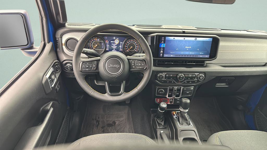 Used 2024 Jeep Gladiator Sport AWD/4WD image 12