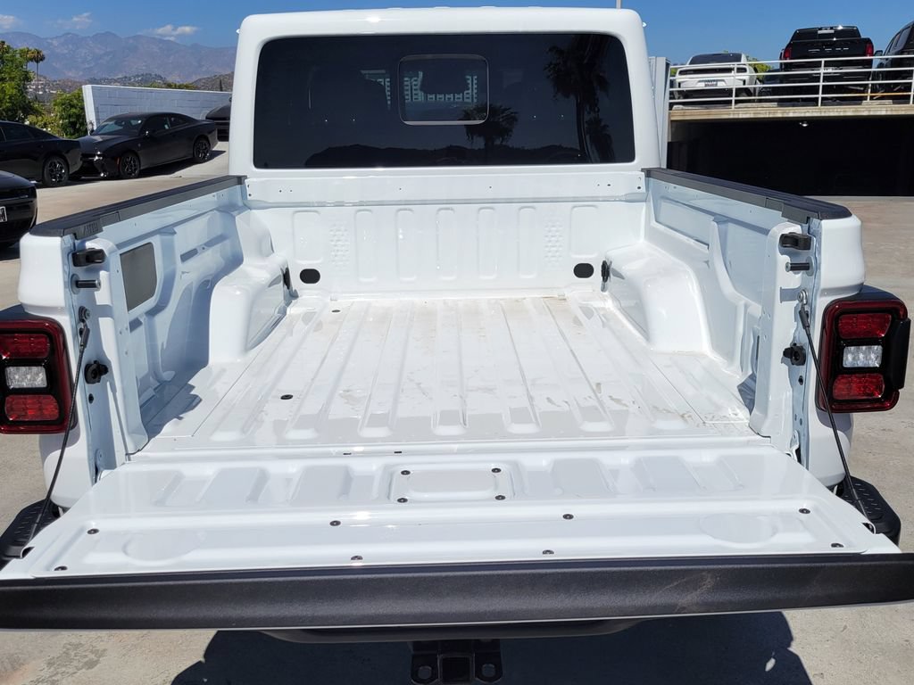 New 2026 Jeep Gladiator Mojave AWD/4WD image 19