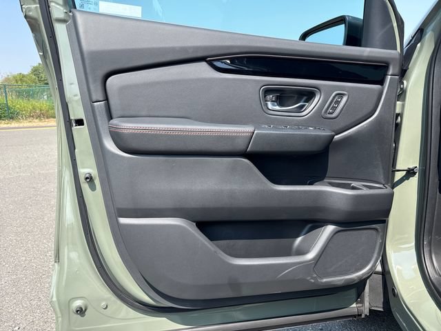 Used 2026 Honda Pilot TrailSport image 17