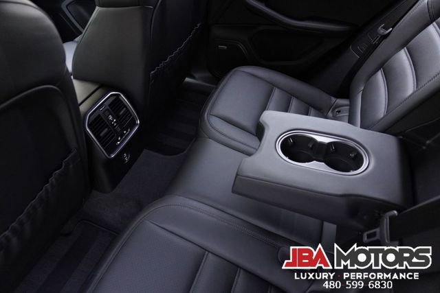 Used 2020 Porsche Macan S image 36
