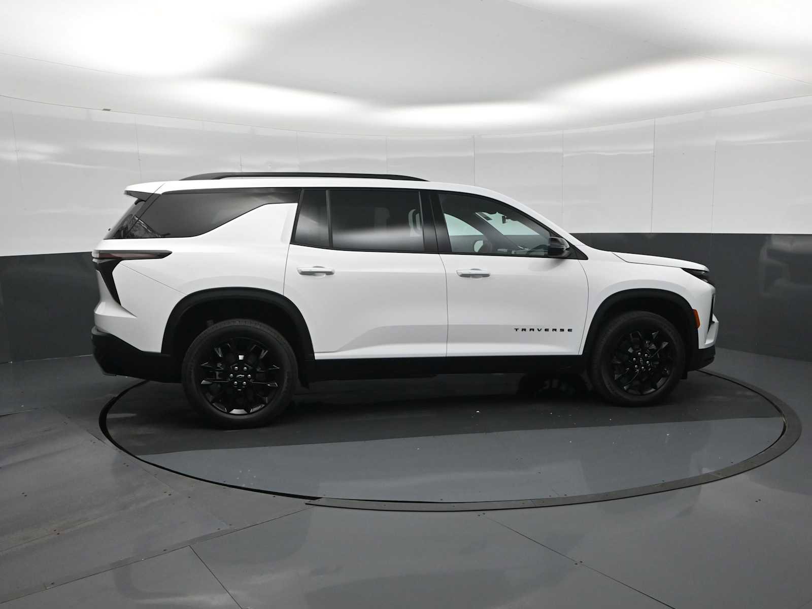 New 2026 Chevrolet Traverse LT image 9