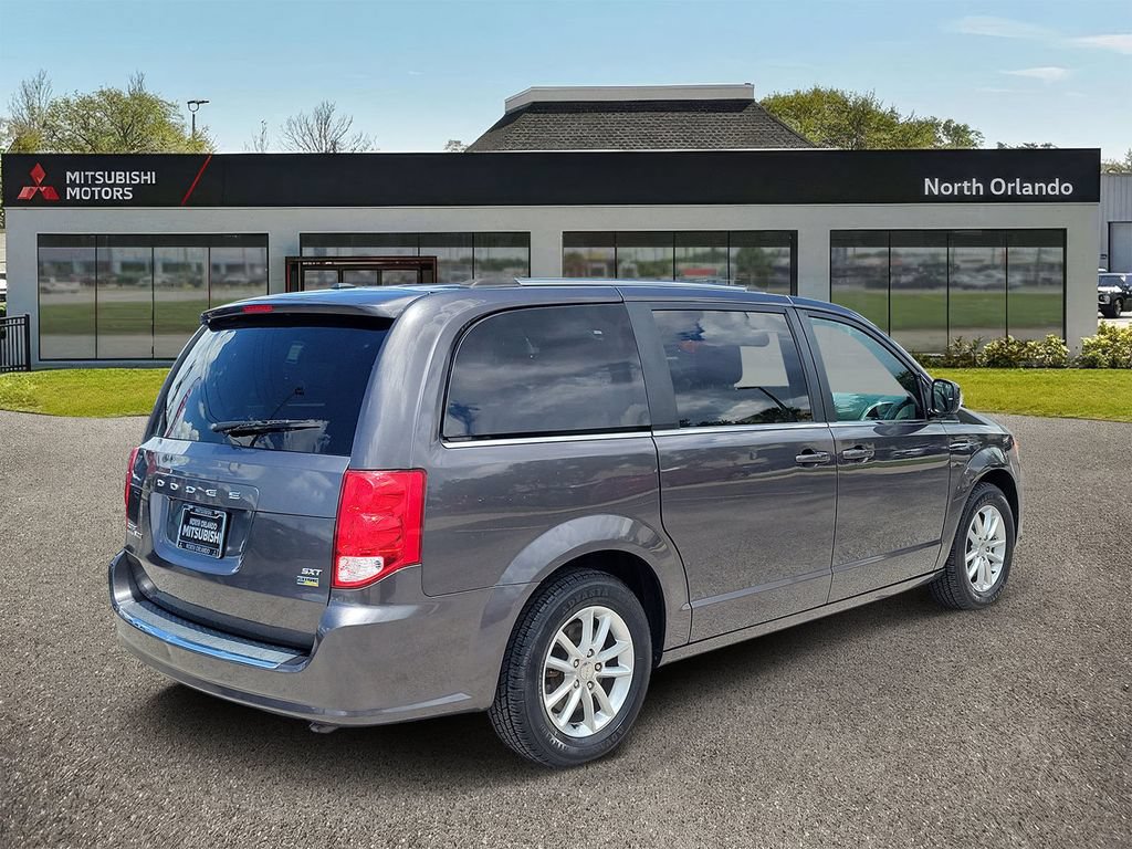 Used 2019 Dodge Grand Caravan SXT FWD image 3