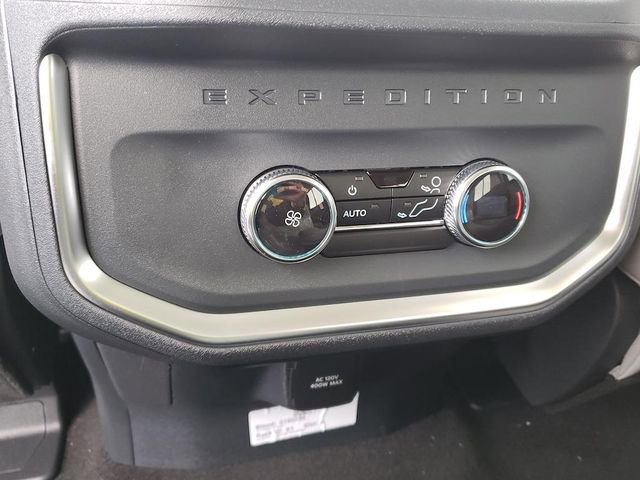 New 2025 Ford Expedition Max Active image 14