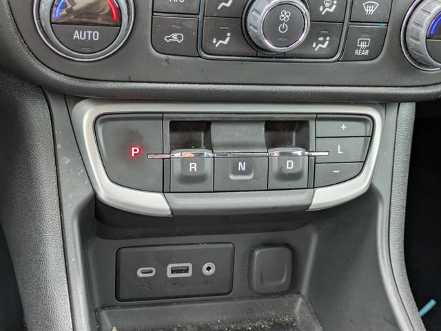 Used 2023 GMC Terrain SLE w/ Driver Convenience Package AWD/4WD image 24