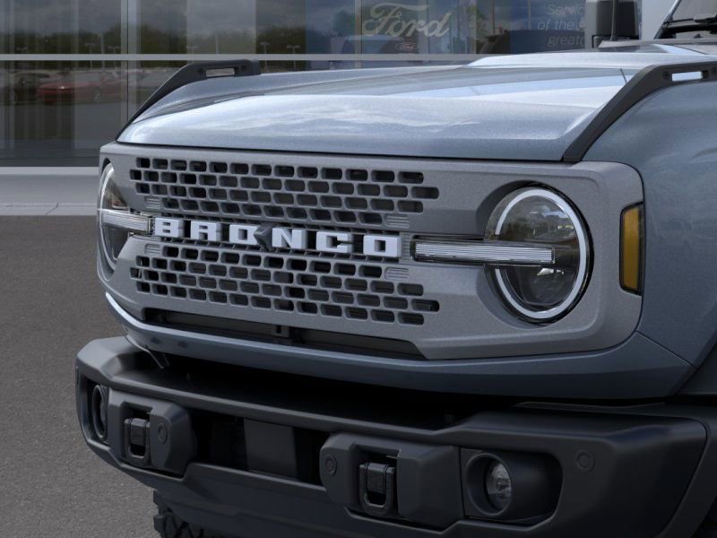 New 2025 Ford Bronco Badlands image 19