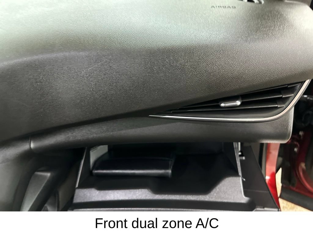 Used 2023 Buick Envision Avenir AWD/4WD image 24