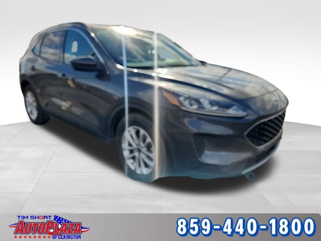 Used 2020 Ford Escape SE image 6