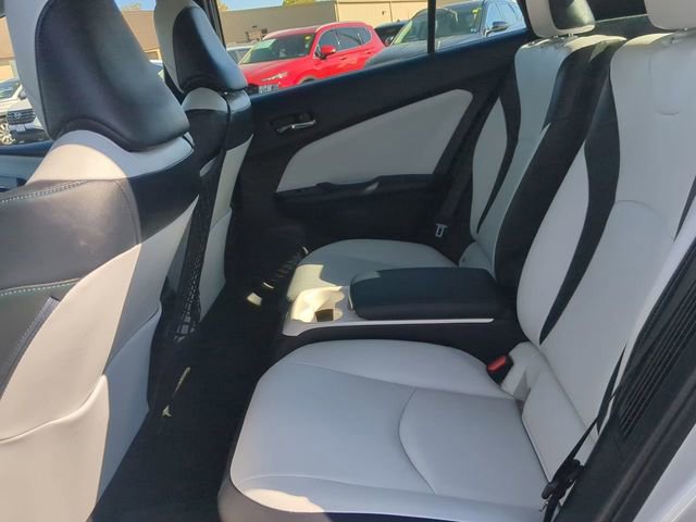 Used 2018 Toyota Prius Prime Advanced image 12