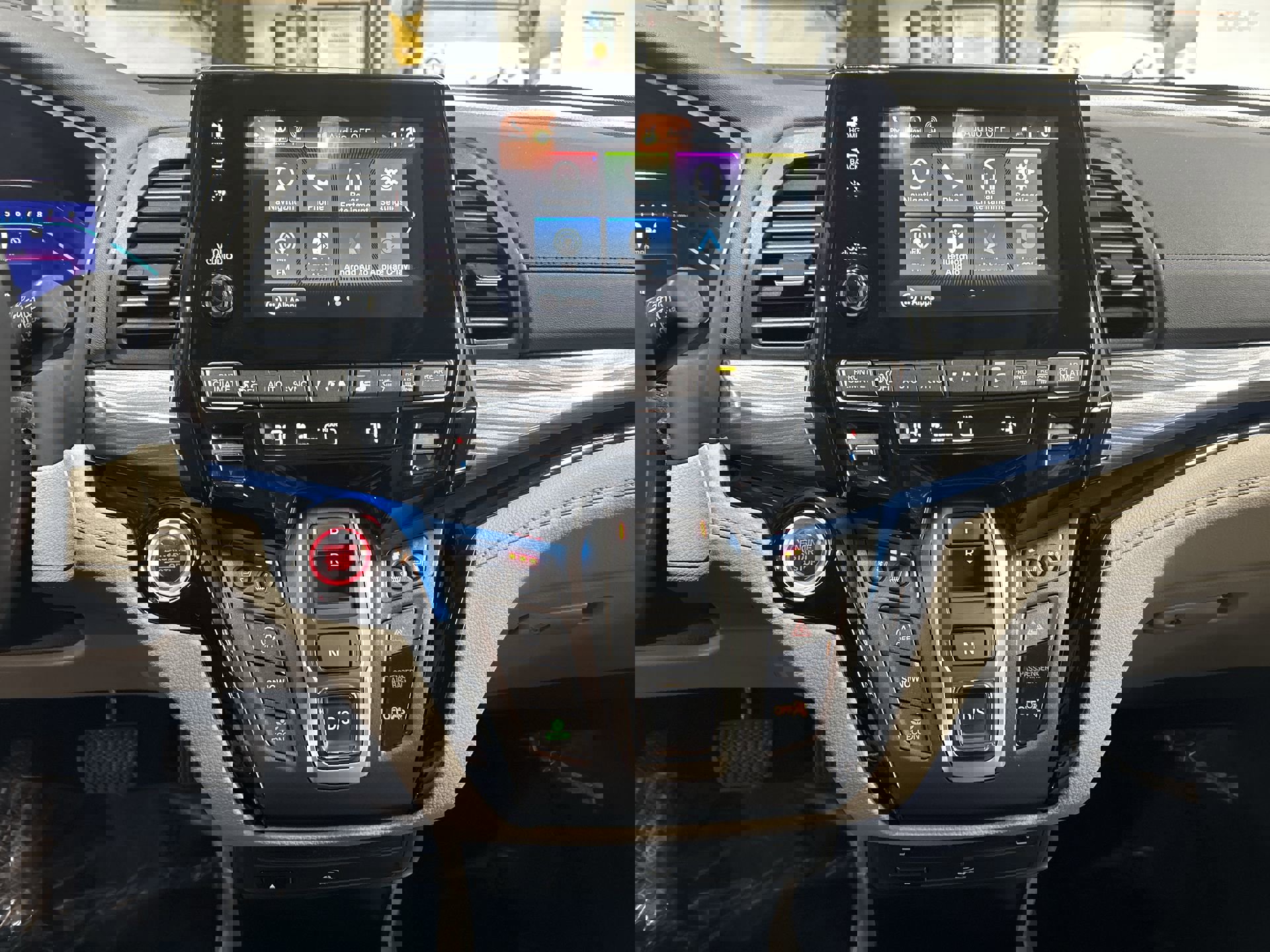 Used 2024 Honda Odyssey Elite image 12