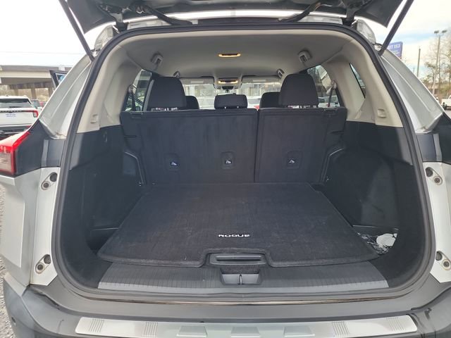 Used 2021 Nissan Rogue SV image 30