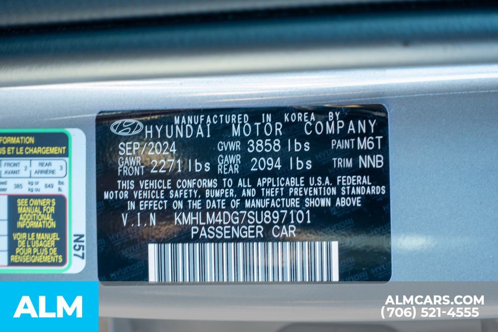 Certified 2025 Hyundai Elantra Sport image 40