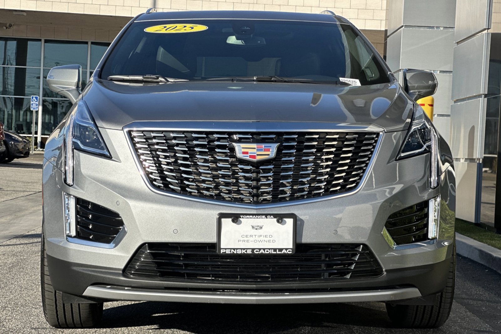 Used 2025 Cadillac XT5 Premium Luxury image 9