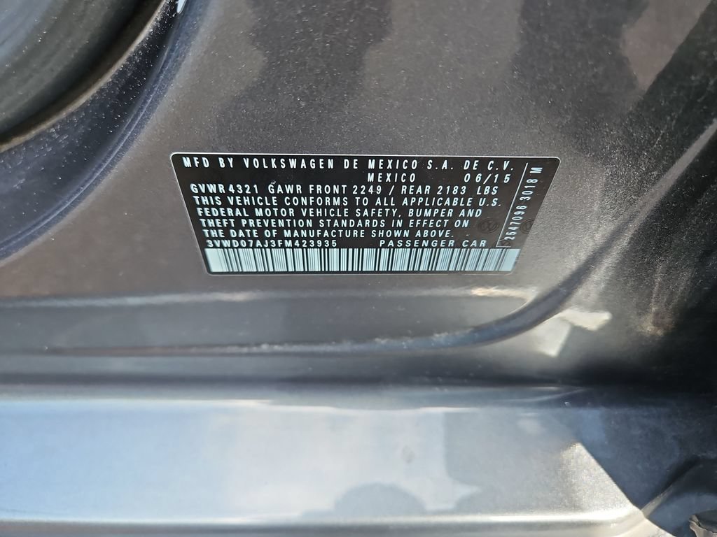 Used 2015 Volkswagen Jetta SE FWD image 26