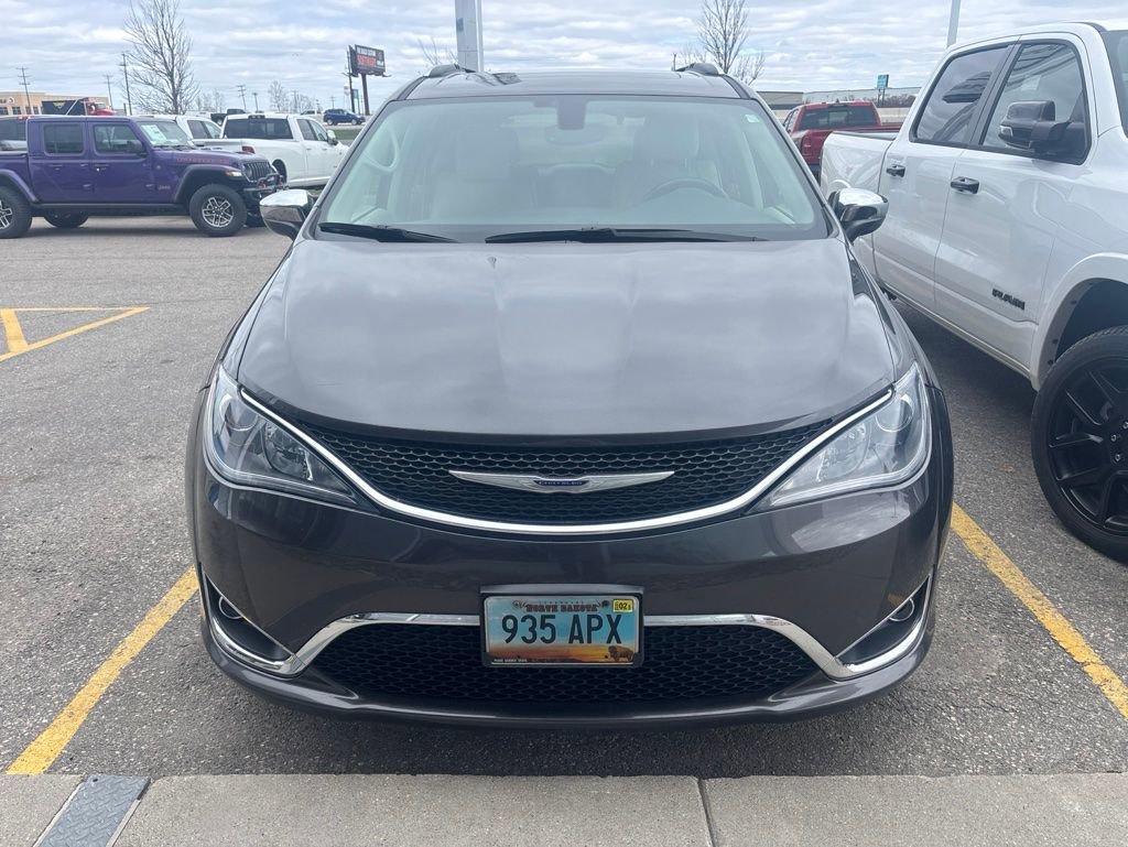 Used 2019 Chrysler Pacifica Limited FWD video 2