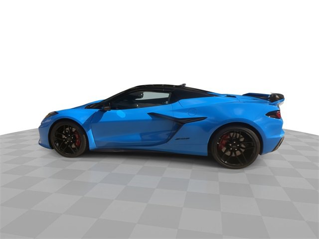 Used 2025 Chevrolet Corvette Z06 image 9