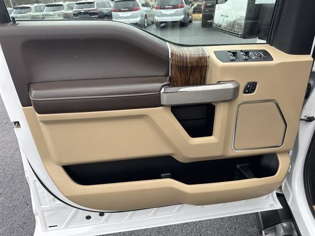 Used 2019 Ford F150 Lariat w/ Trailer Tow Package image 10