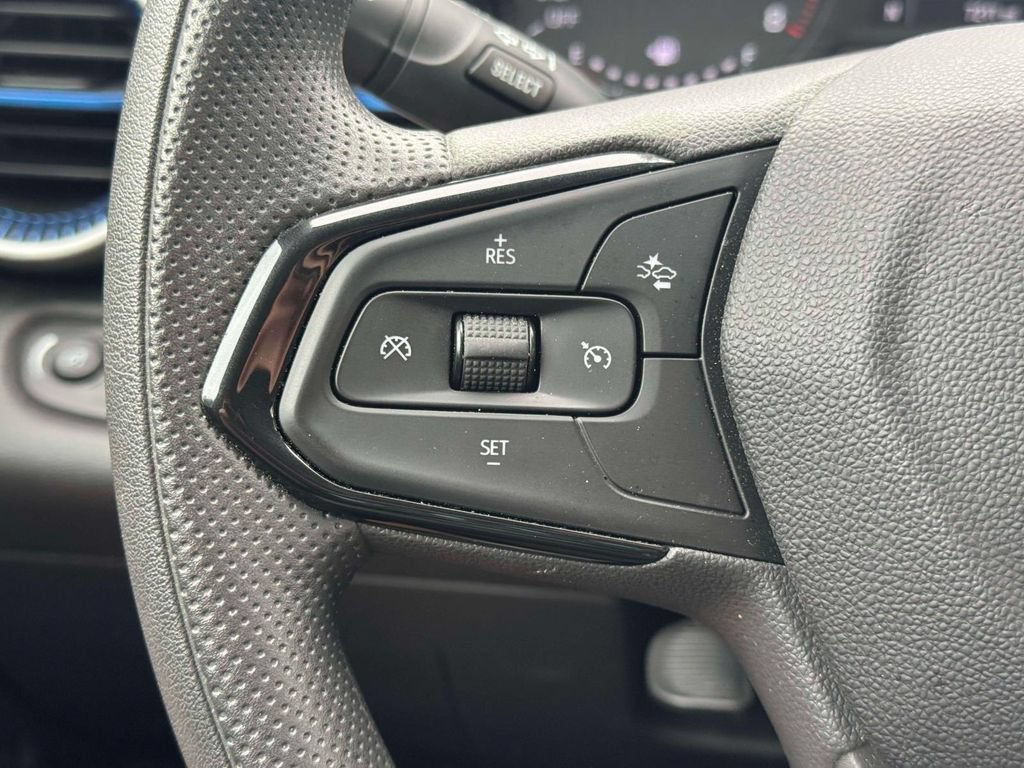 Used 2026 Chevrolet Trax LS FWD image 23
