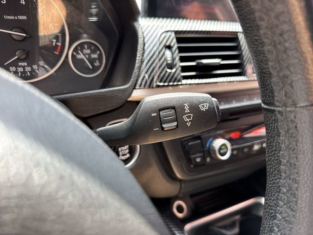 Used 2015 BMW 320i Sedan RWD image 54