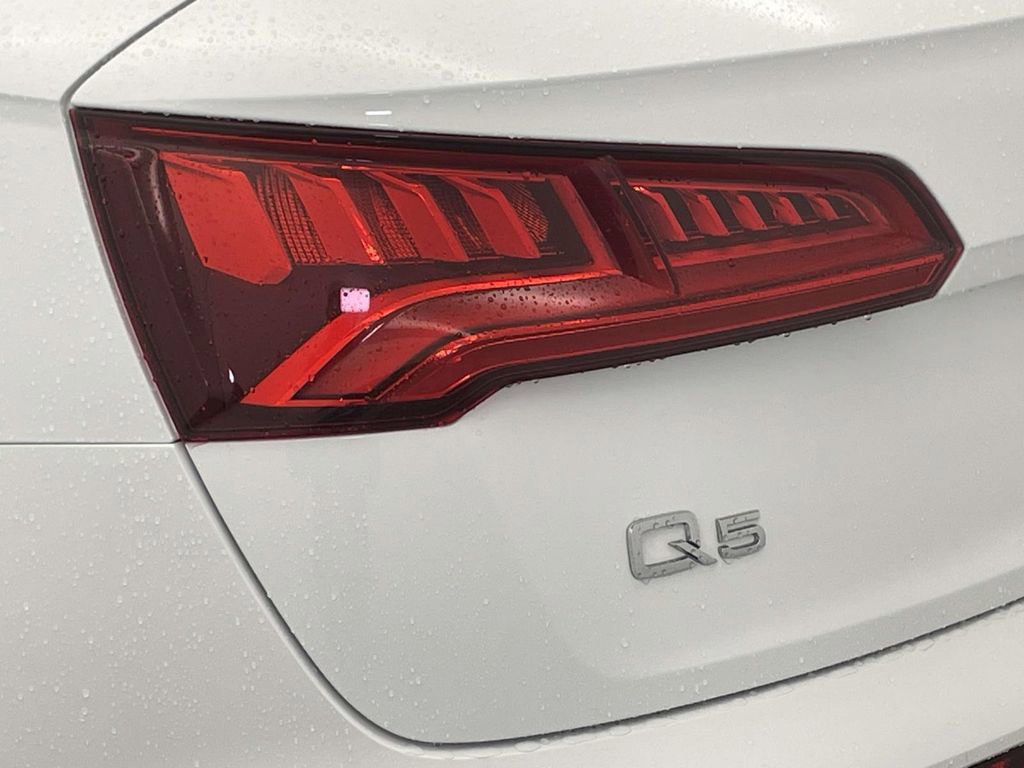 Used 2018 Audi Q5 2.0T Premium Plus AWD/4WD image 16